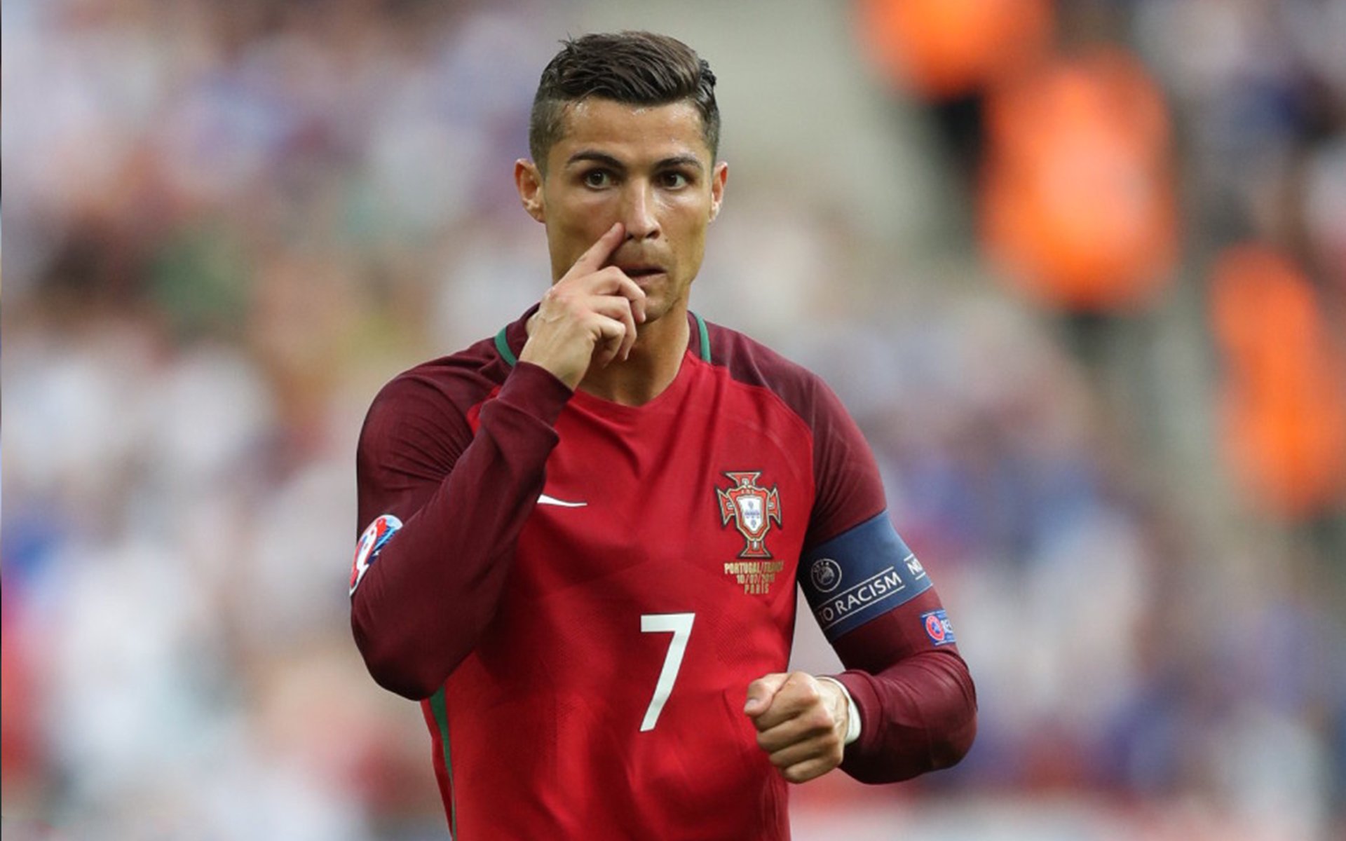 体育新闻中心立体报道赛事多维度精彩，体育新闻报道格式及范文