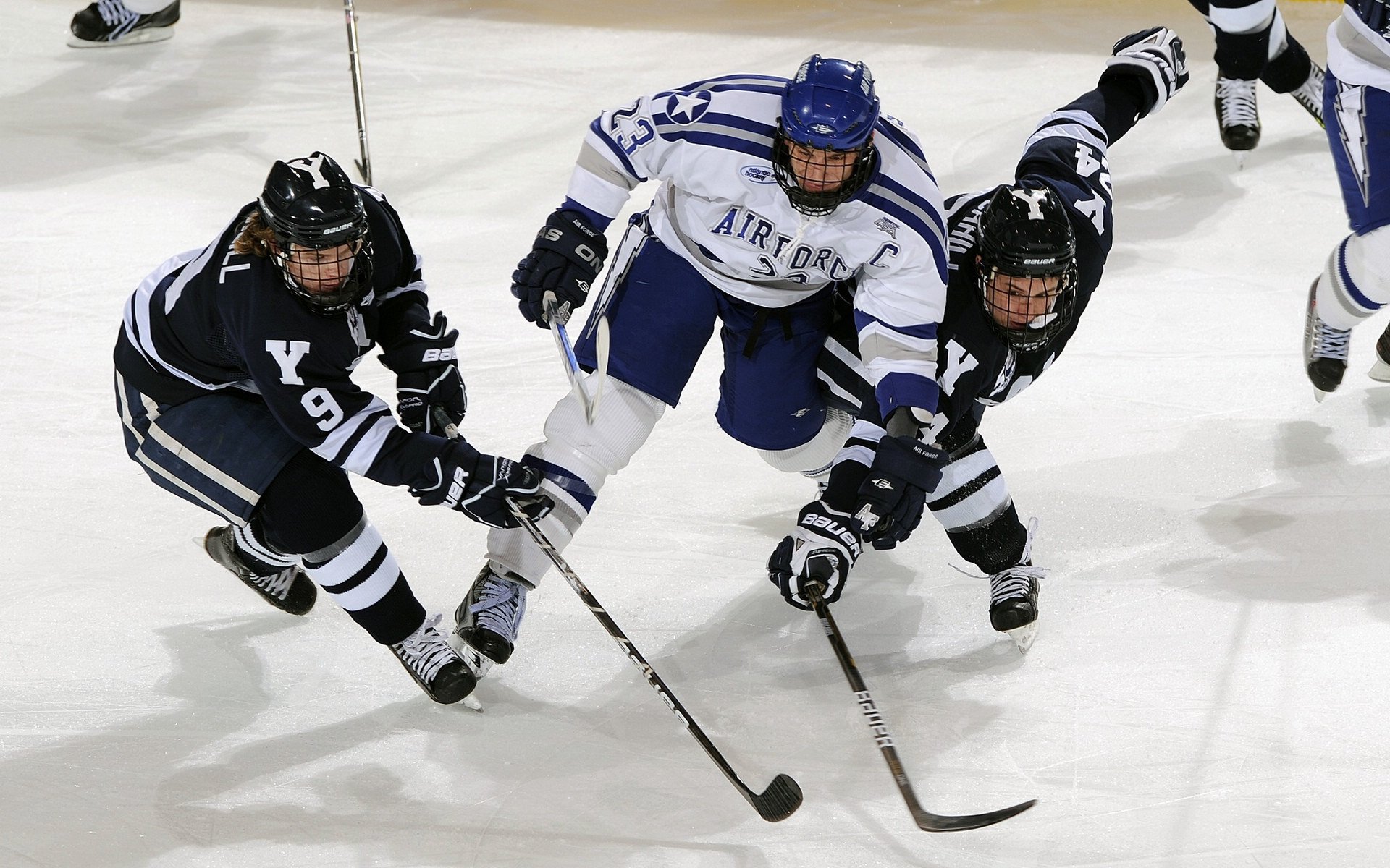 方博：国乒内部竞争激烈，但我们都是好队友，方博乒乓